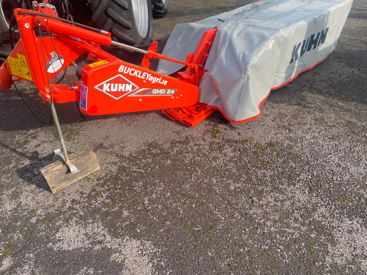 Kuhn 8ft mowers - Image 1