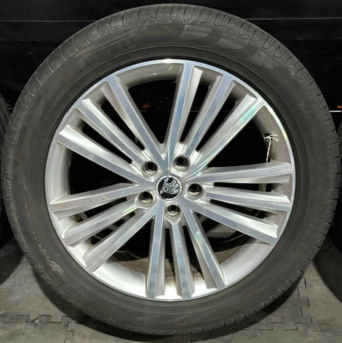 19" GENUINE SKODA KODIAK Alloys & Tyres - Image 2