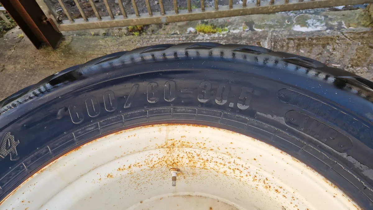 New Holland Grass tyres - Image 2