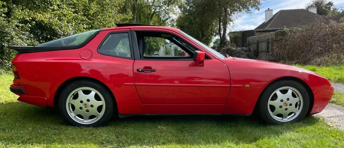 Porsche 944 S2, 1990 - Image 2