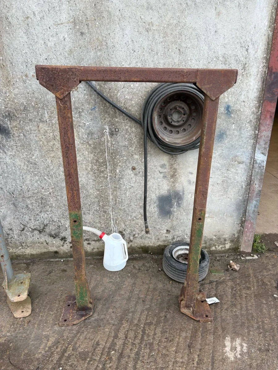 Massey Ferguson rollbar - Image 2