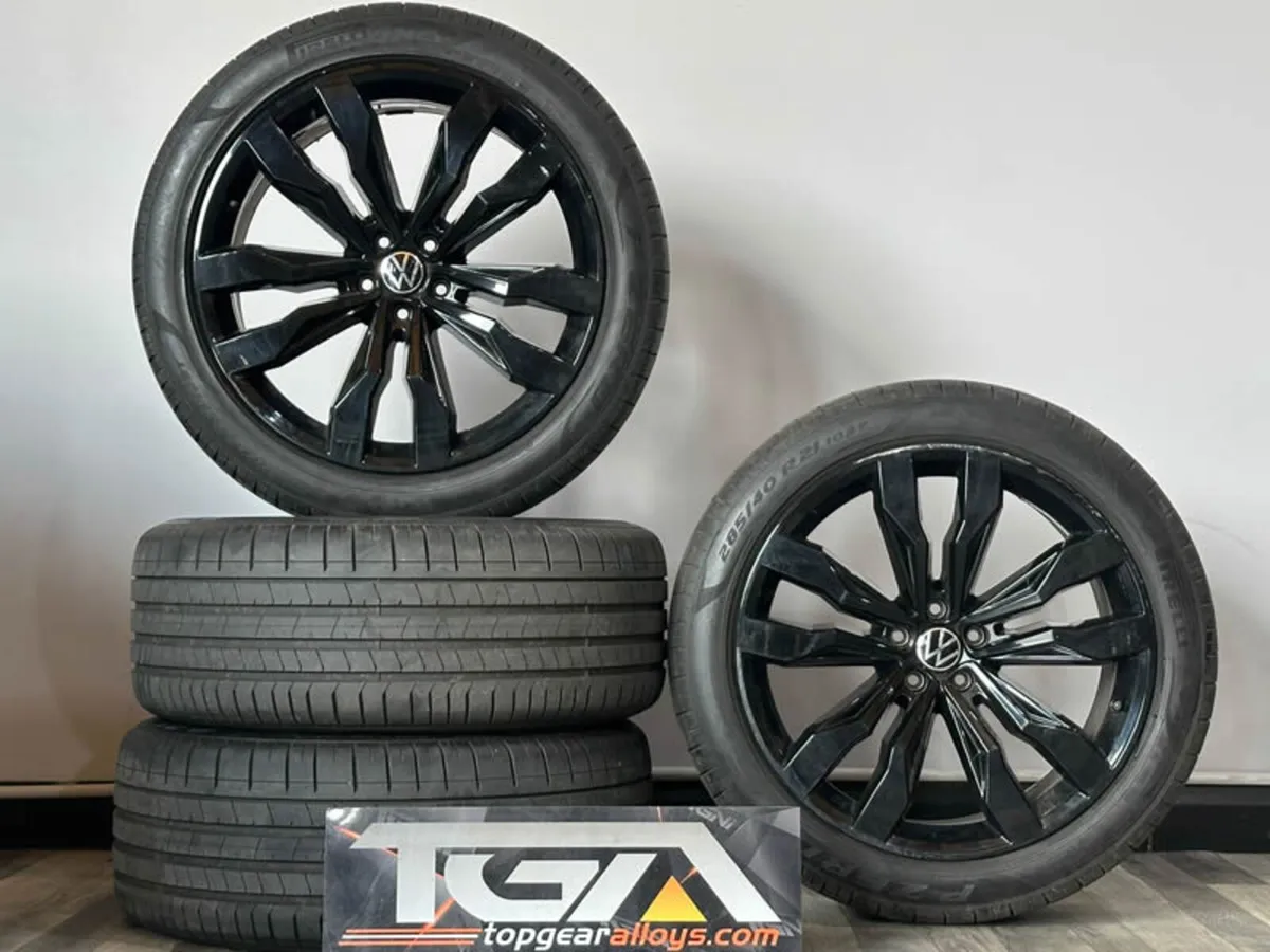21" Genuine VW TOUAREG SUZUKA Alloy Wheels & Tyres - Image 1