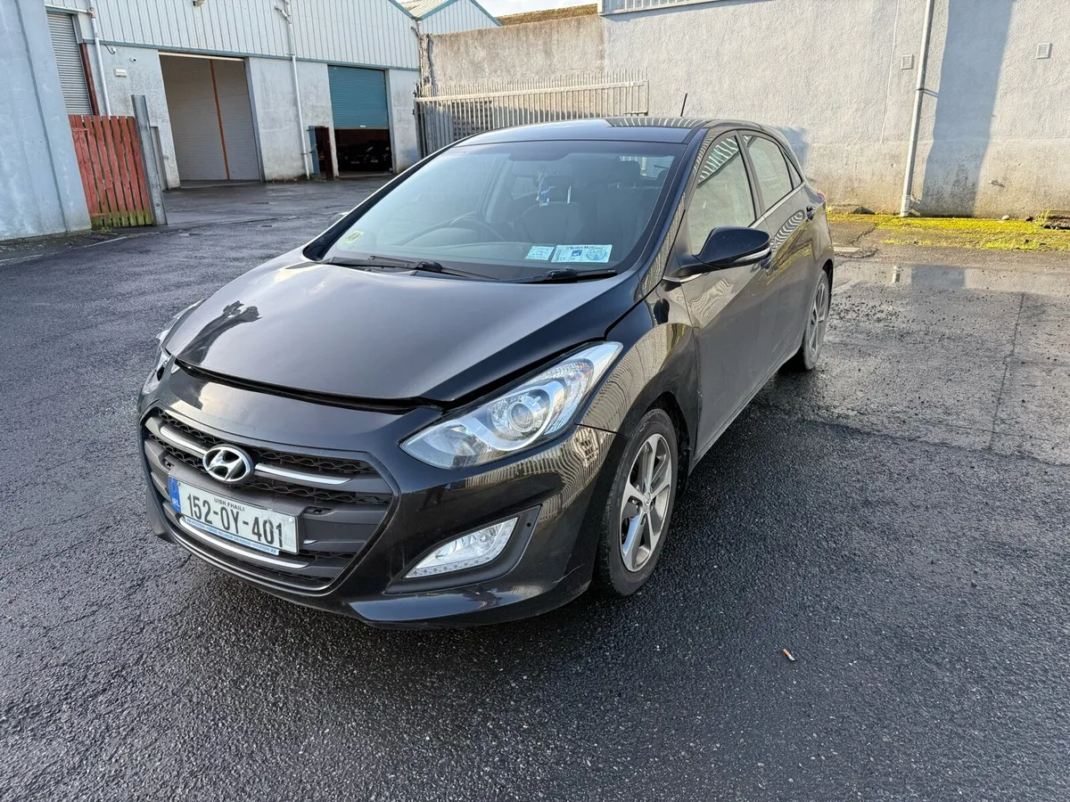 2015 Hyundai i30 1.6d deluxe DRIVE HOME - Image 2