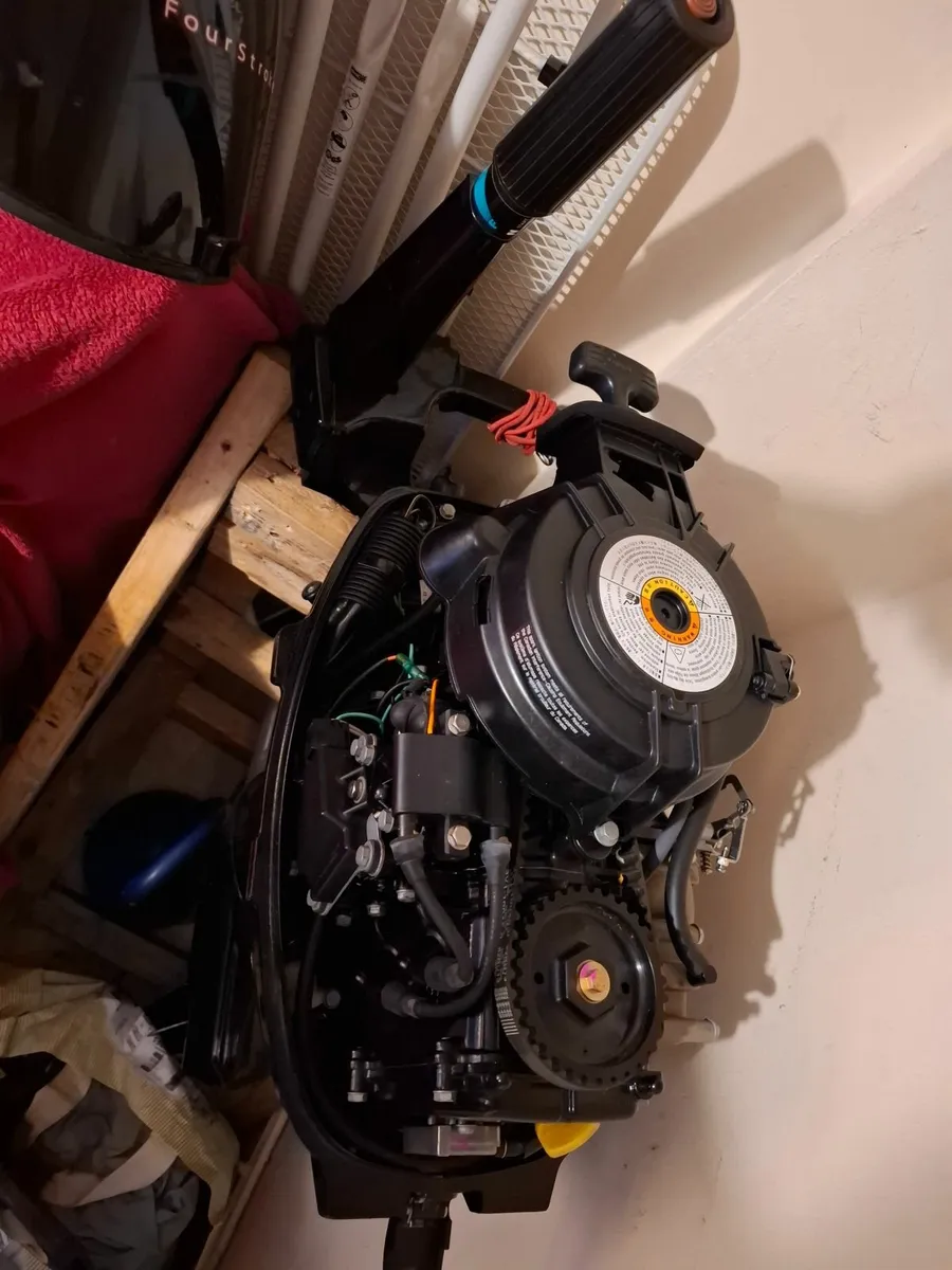 Boat 4.3m Mercury 8Hp 4stroke - Image 4