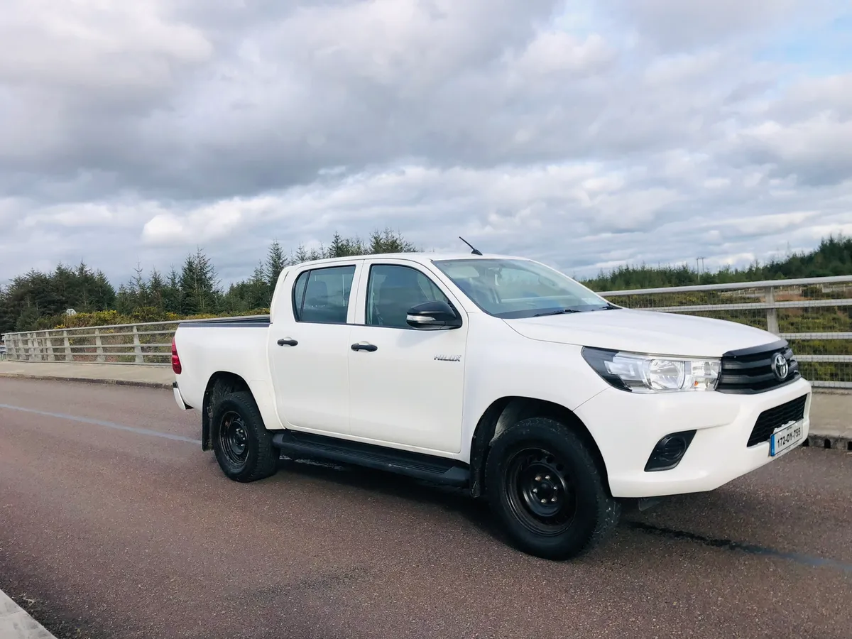 172 Toyota Hilux - Finance Options - Image 1