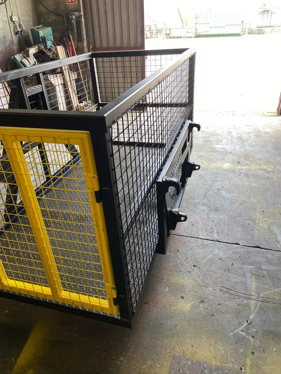 Euro bracket. Calf transport basket - Image 1