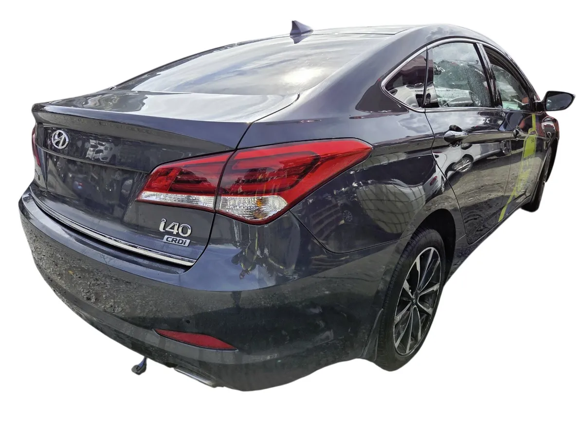 2015 HYUNDAI I40 For Breaking/Dismantling - Image 3