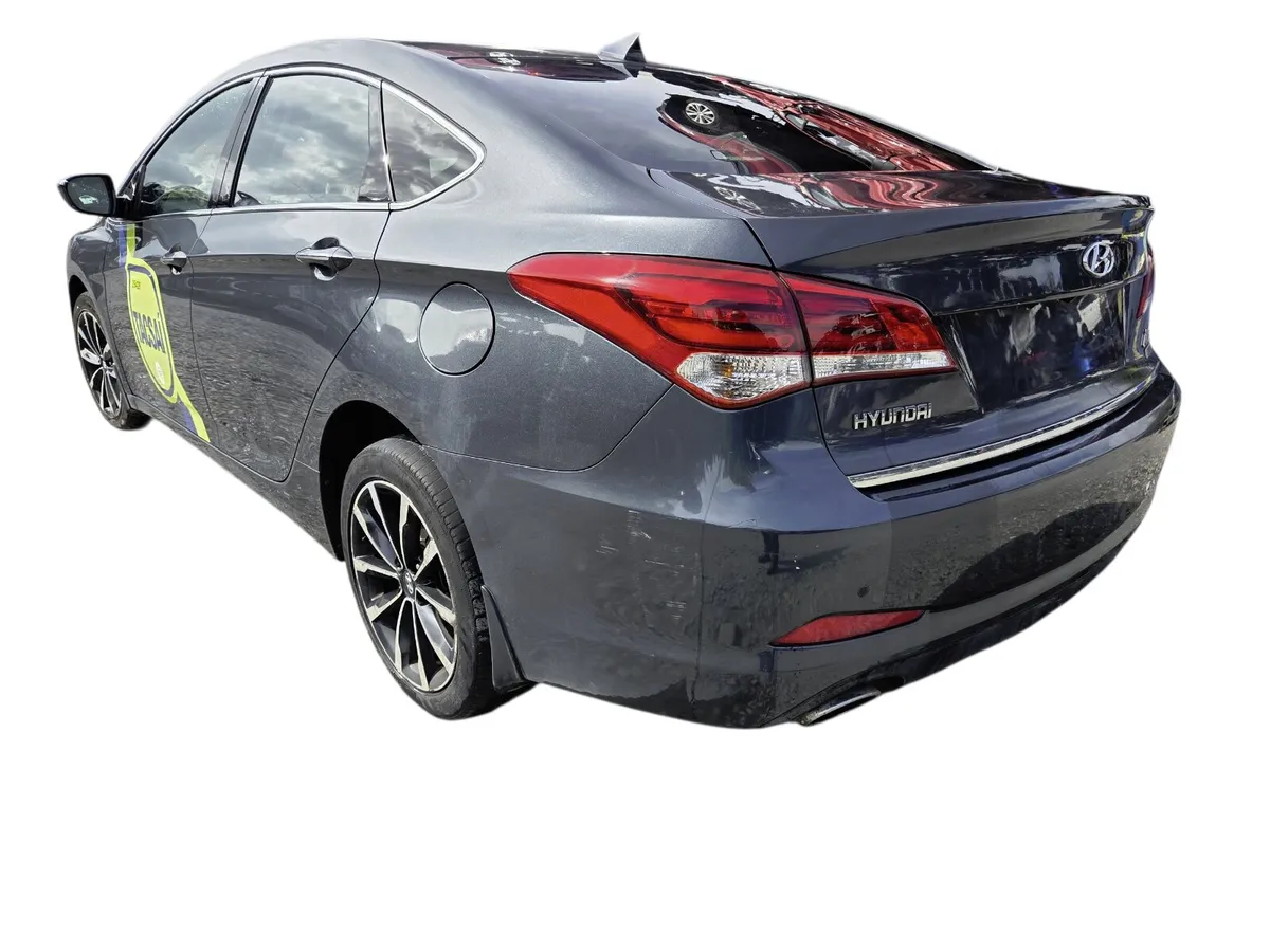 2015 HYUNDAI I40 For Breaking/Dismantling - Image 4