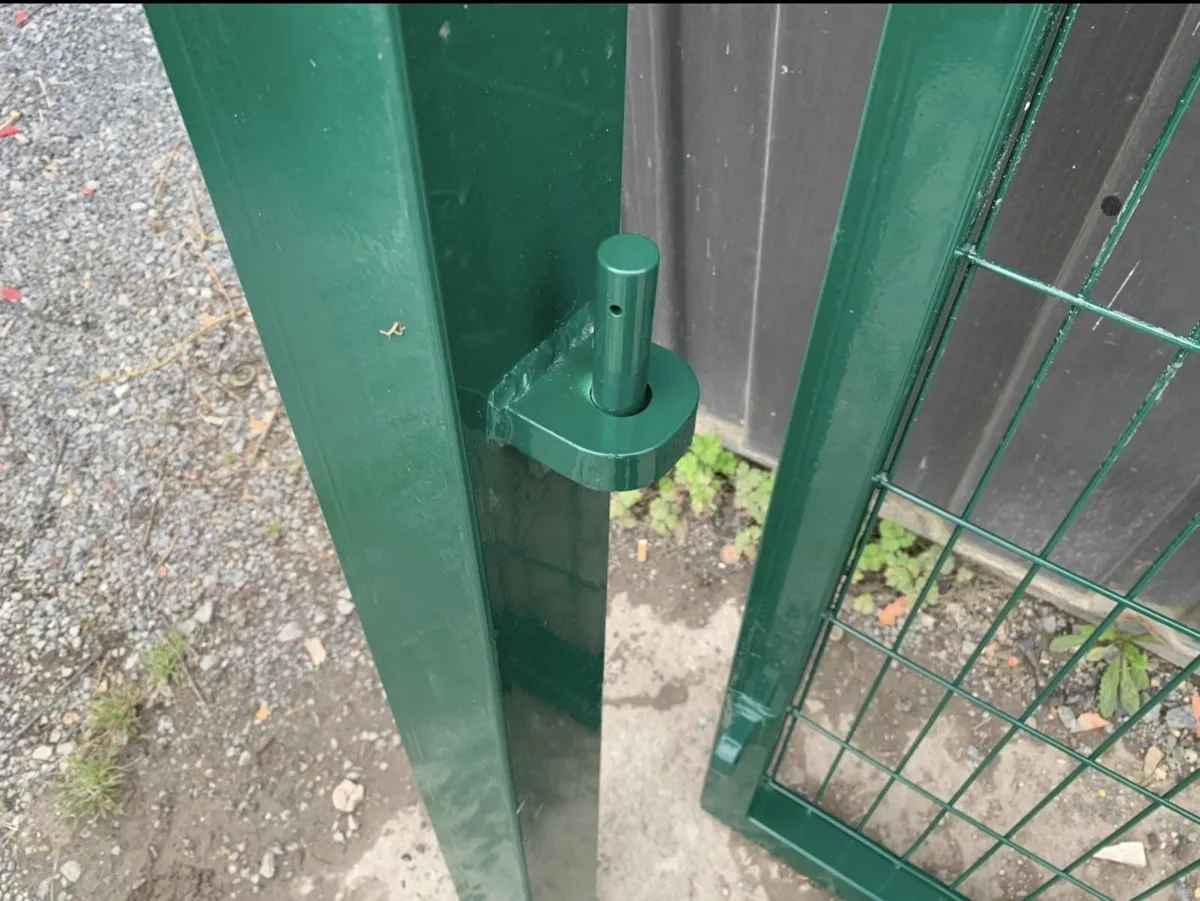 Heavy Duty Galvanized Powder Coated Gate 4m x 2.3m - Image 3