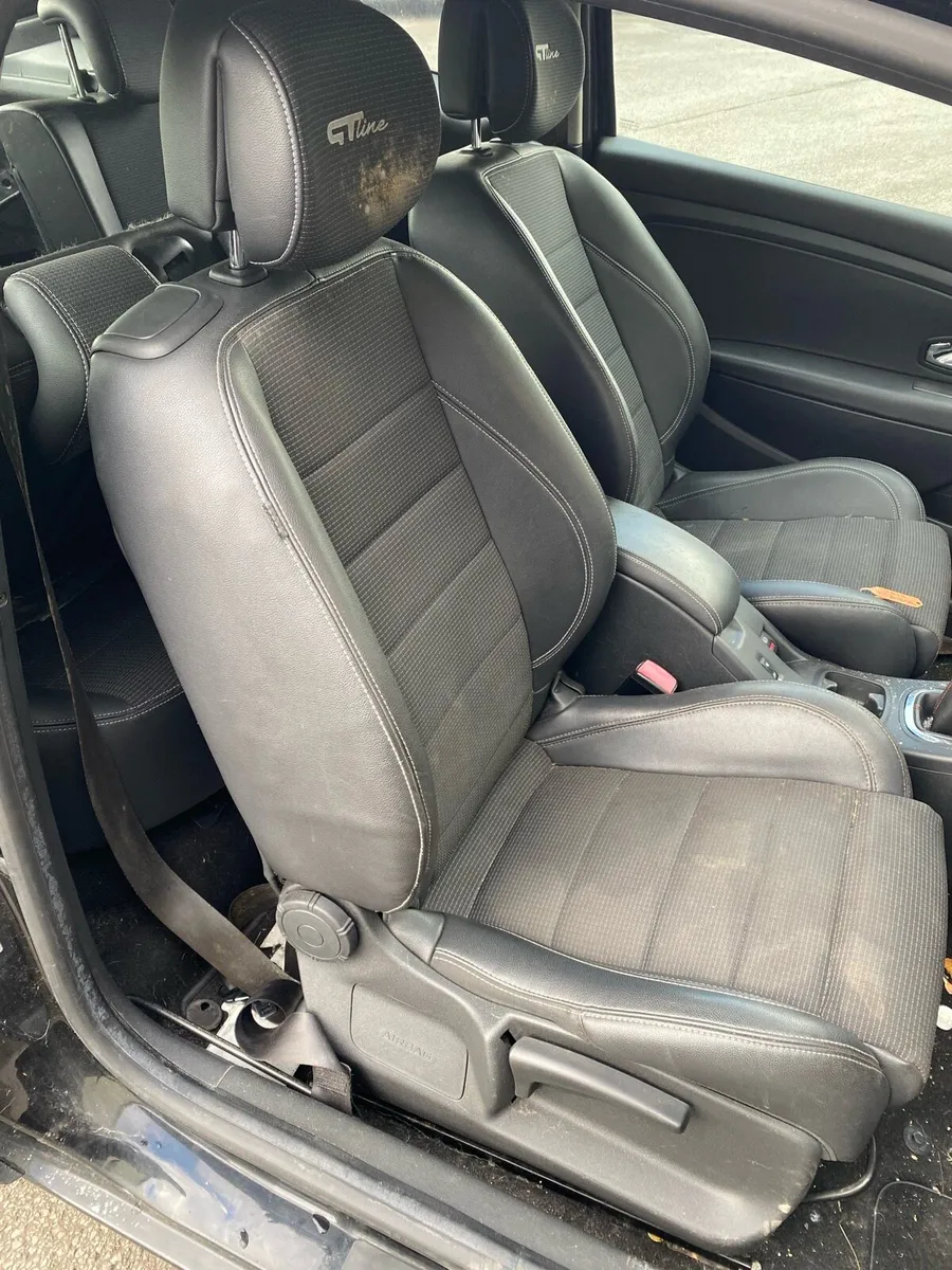 Renault Megane Coupe 1.5dci for breaking - Image 2