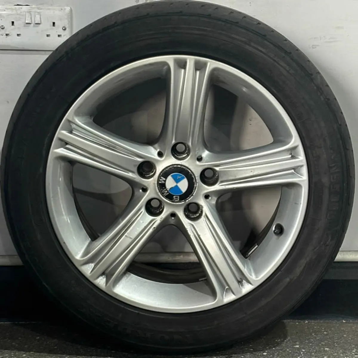 17" Genuine BMW 3 4 SERIES F30 F31 Alloys & Tyres - Image 2