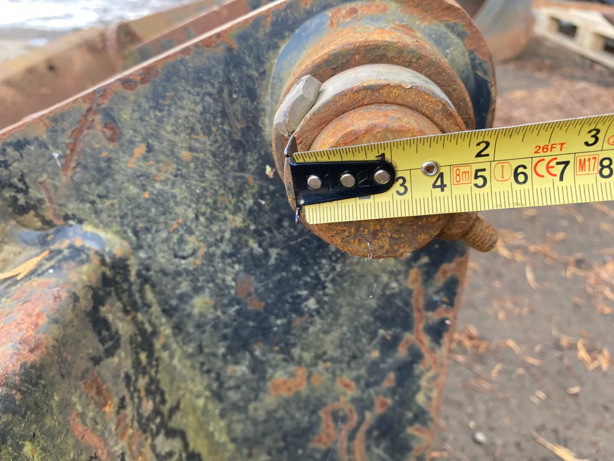 Used 1800mm wide Grading Bucket (980/A0267) - Image 4