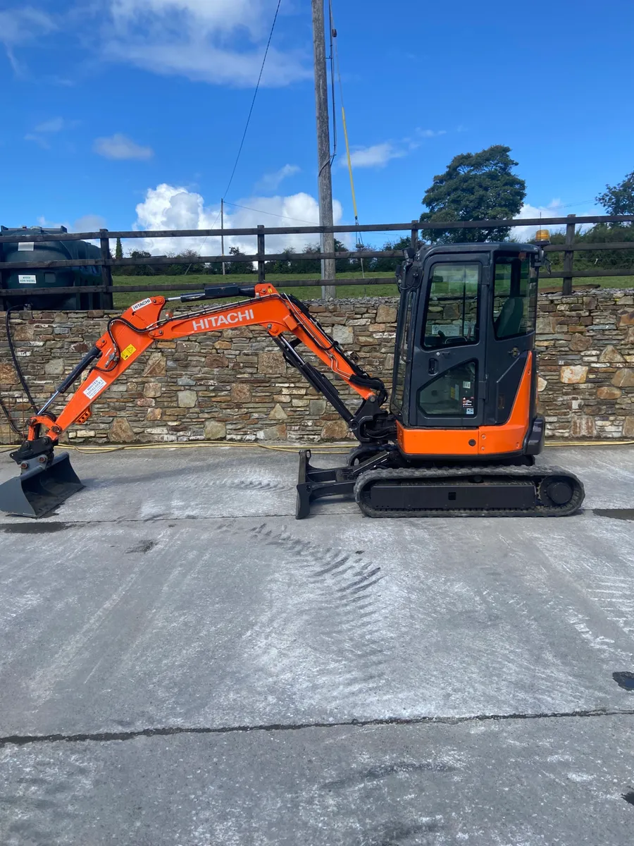 Hitachi u33 - Image 1