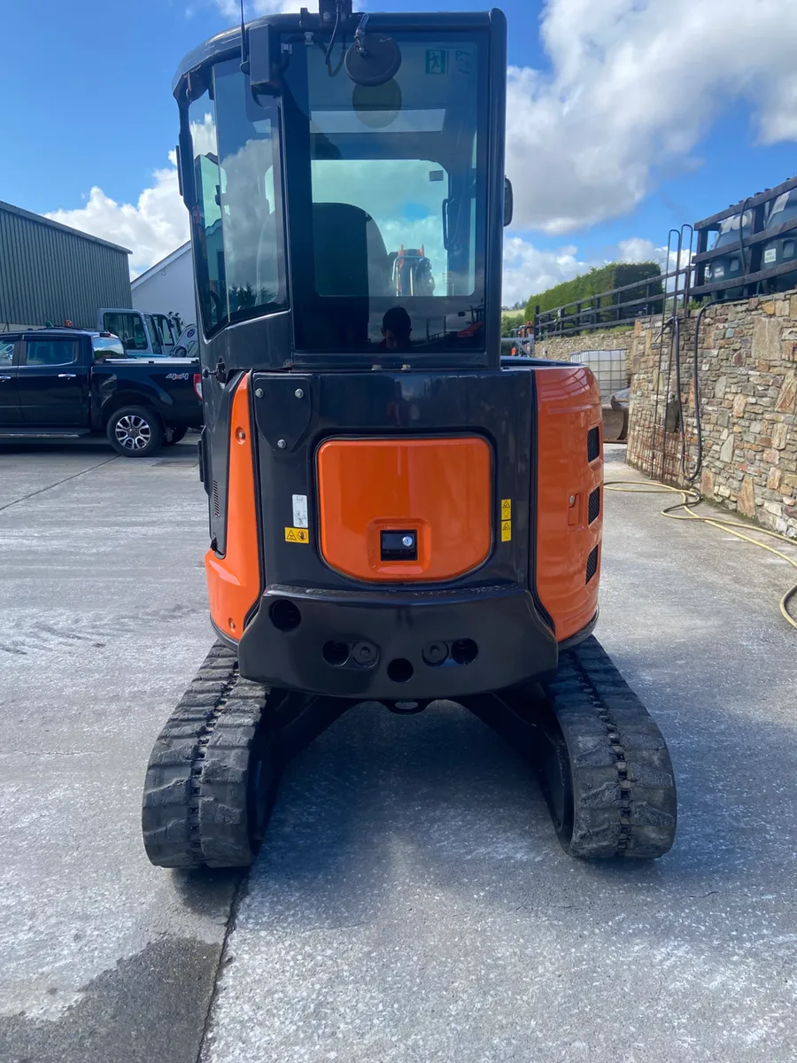 Hitachi u33 - Image 3