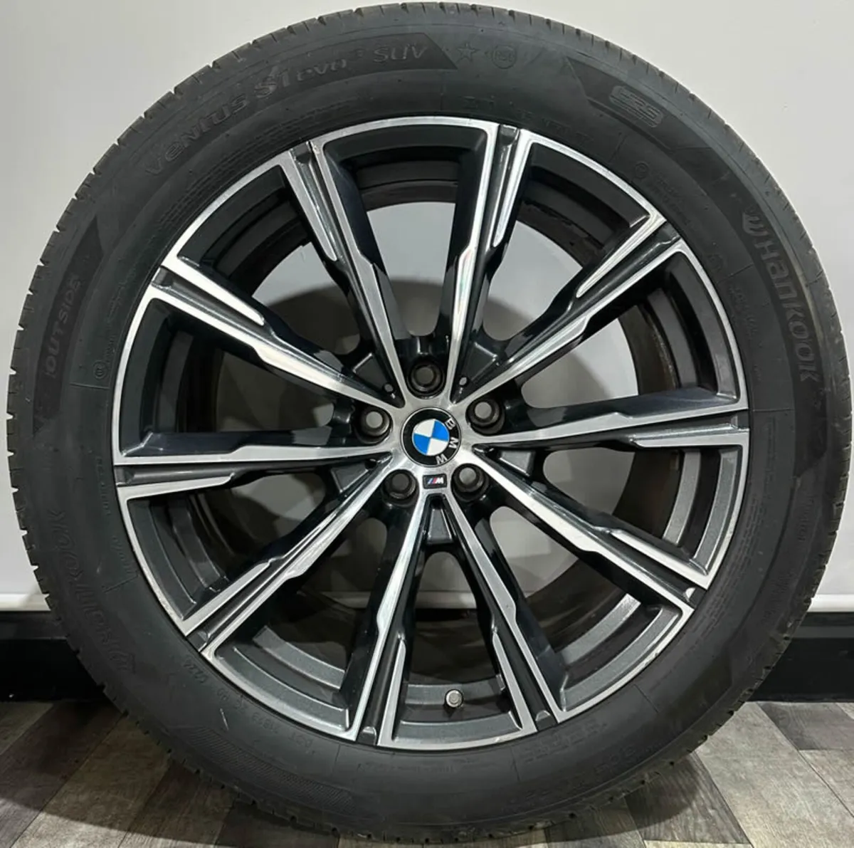 20" GENUINE OEM BMW 740M ALLOY WHEELS & TYRES X5 - Image 2