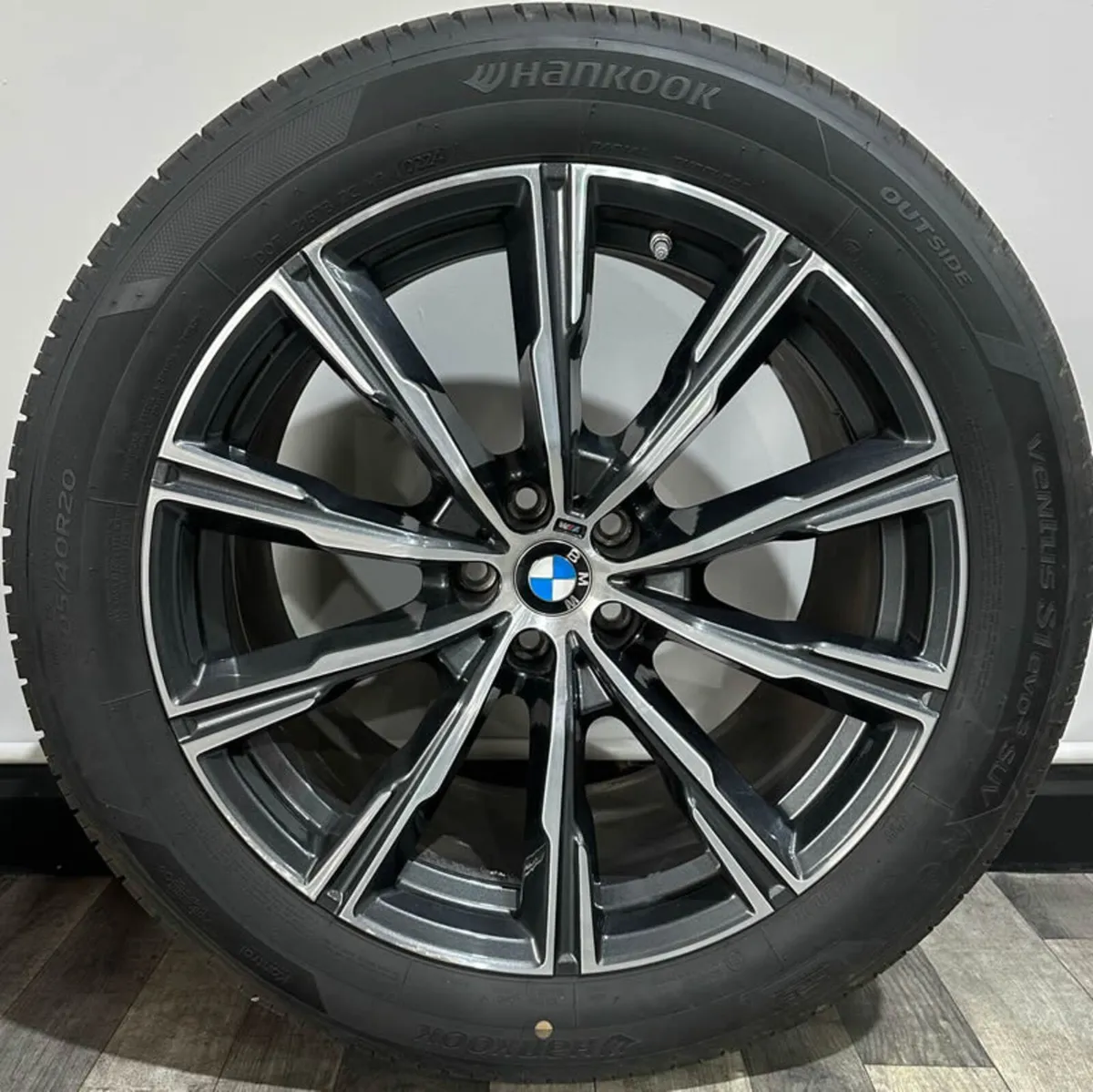 20" GENUINE OEM BMW 740M ALLOY WHEELS & TYRES X5 - Image 4