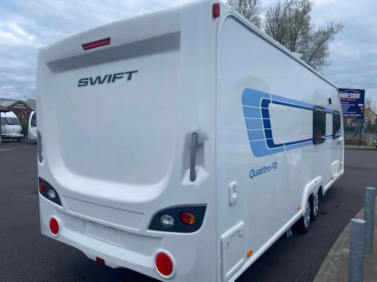 2013 SWIFT FB QUATTRO 6/7 BERTH TOURING CARAVAN - Image 4