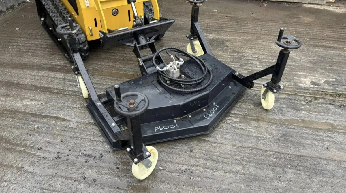 hydraulic Topper Mower To suit skid steer - Image 1
