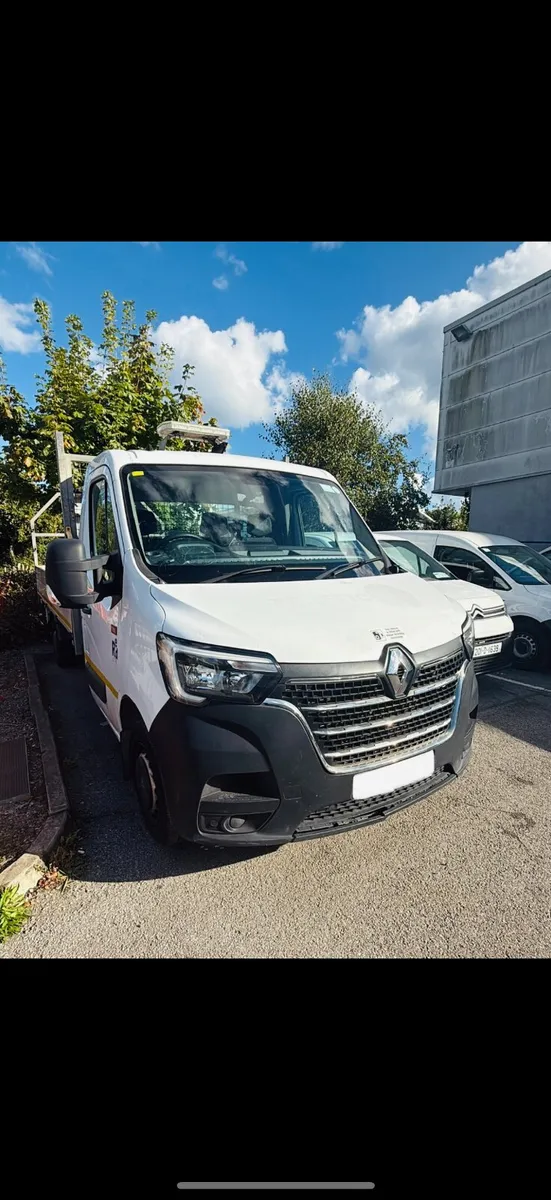 Renault Master 202 Dropside 2.3 150 bhp - Image 1