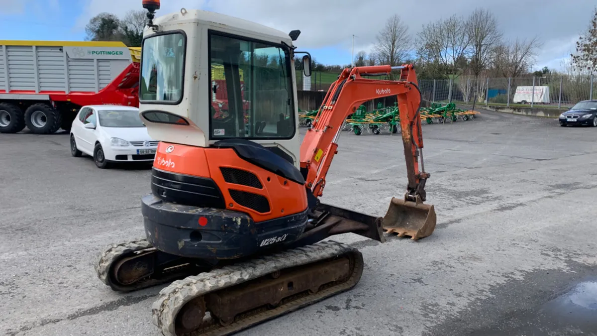 Kubota U25-3 For Sale - Image 4