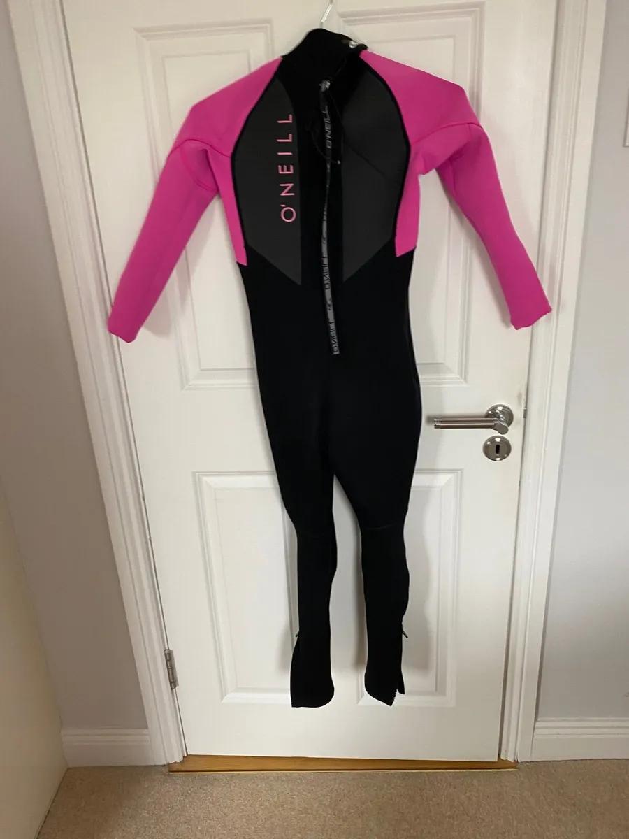 Wetsuit - Image 2