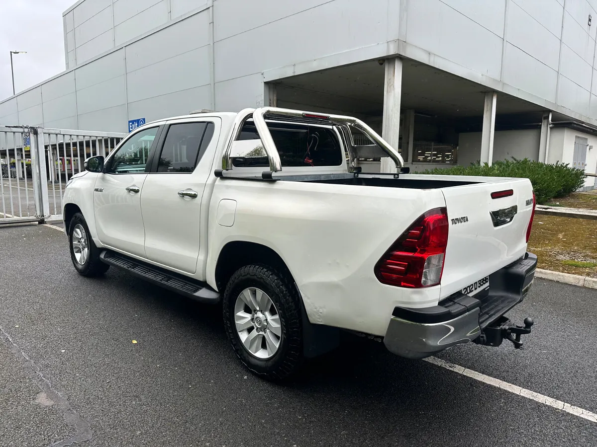 Toyota Hilux 2020 - Image 3