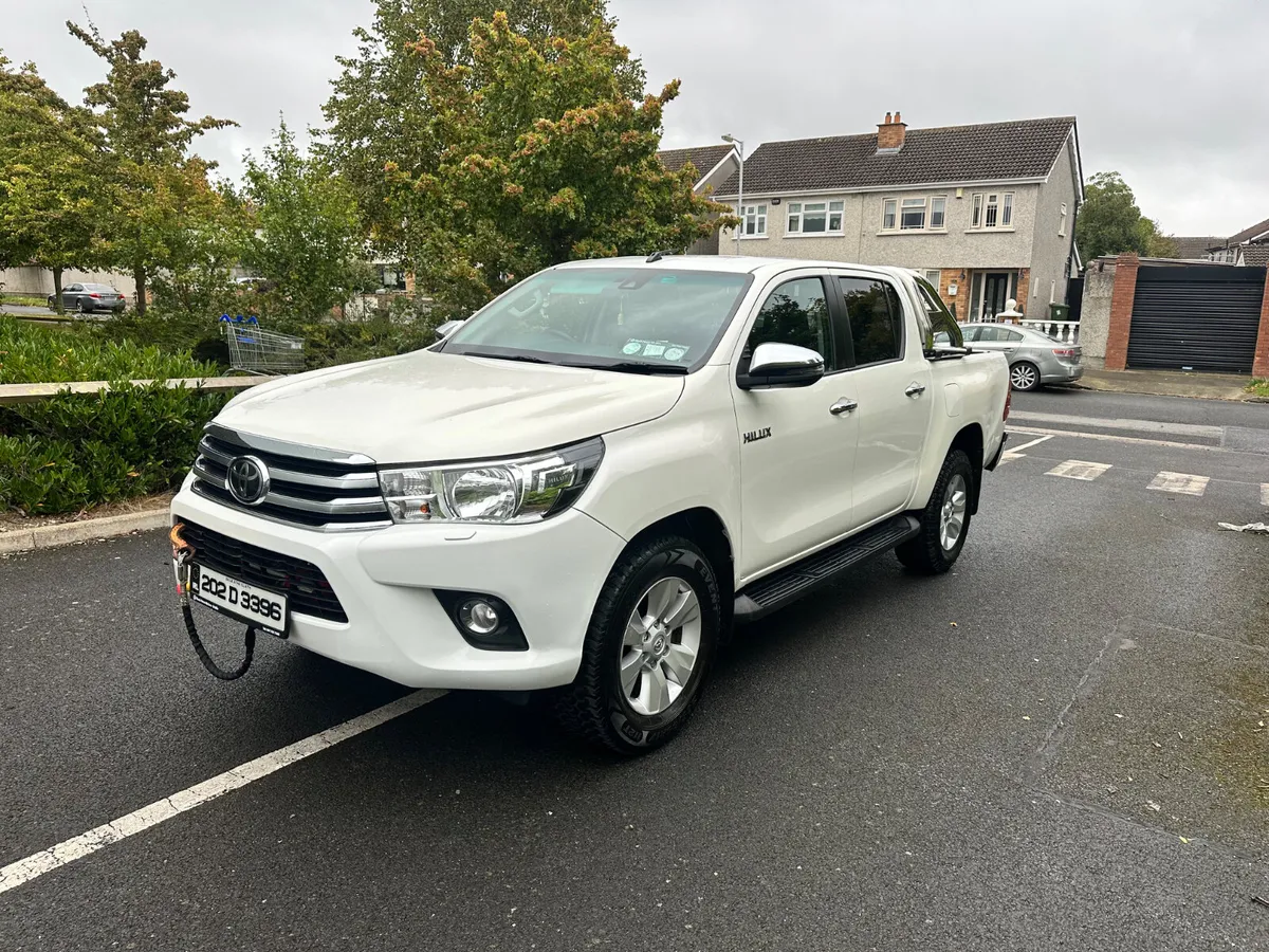 Toyota Hilux 2020 - Image 2