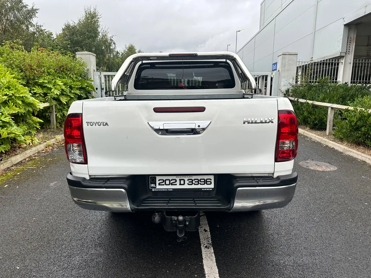 Toyota Hilux 2020 - Image 4