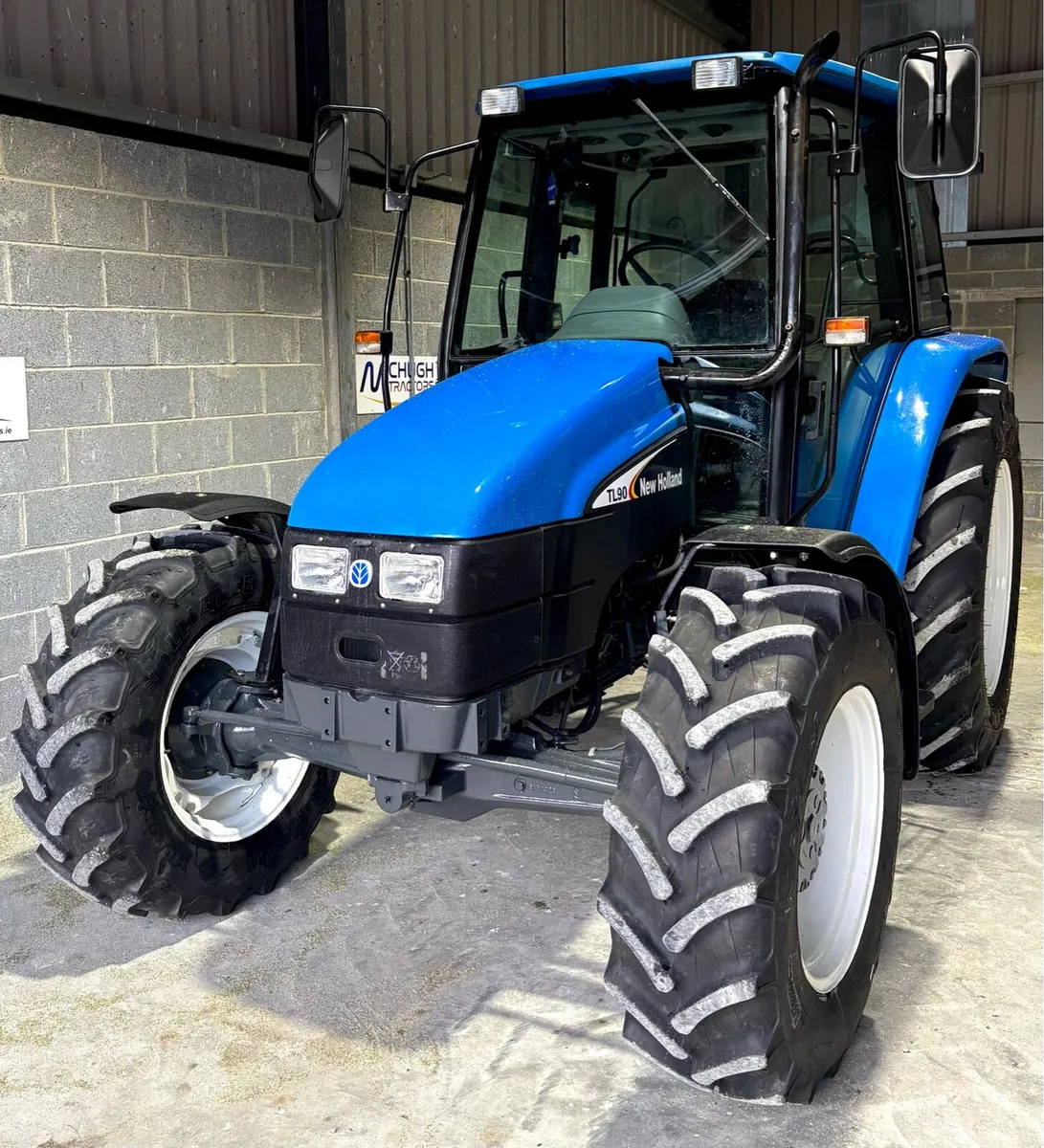 NEW HOLLAND TL90 **Manual Shuttle, no electrics** - Image 4