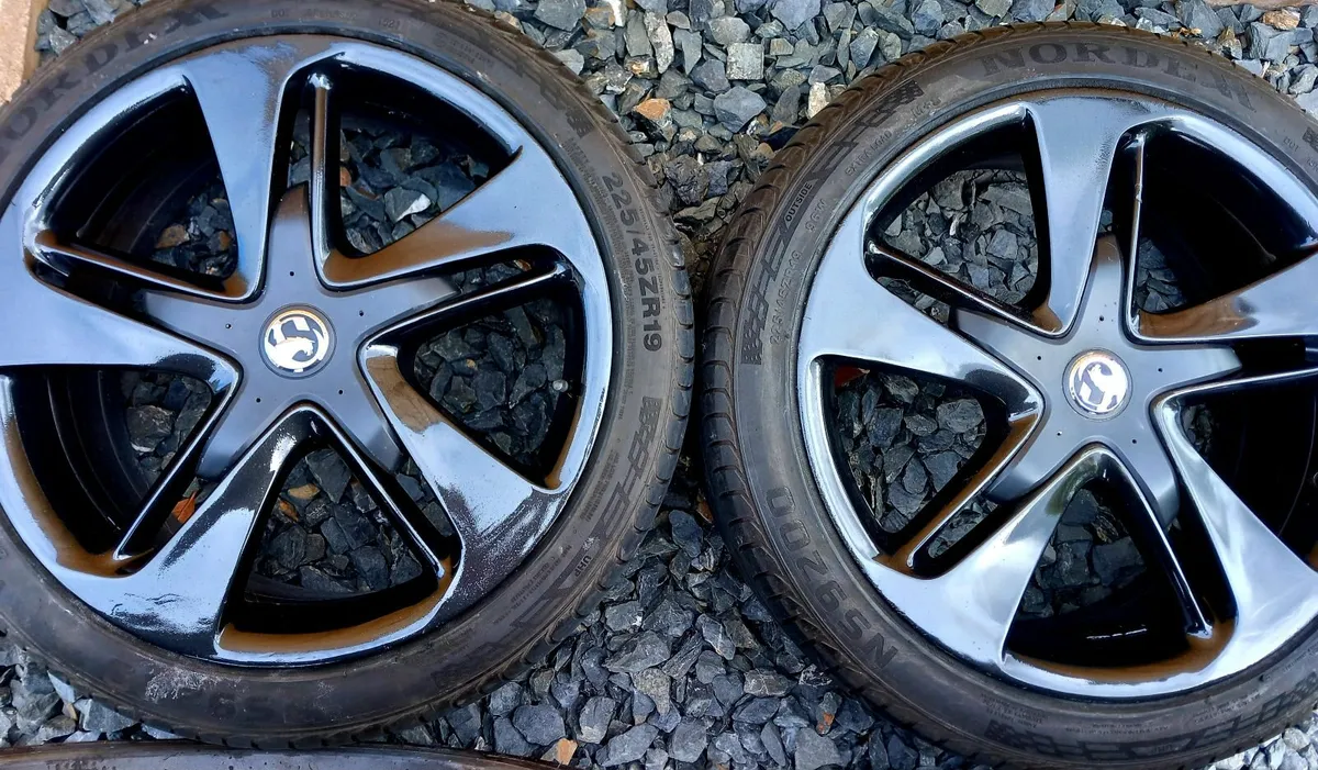 Insignia 19inch 5x115 (Have Same Set on Silver) - Image 2