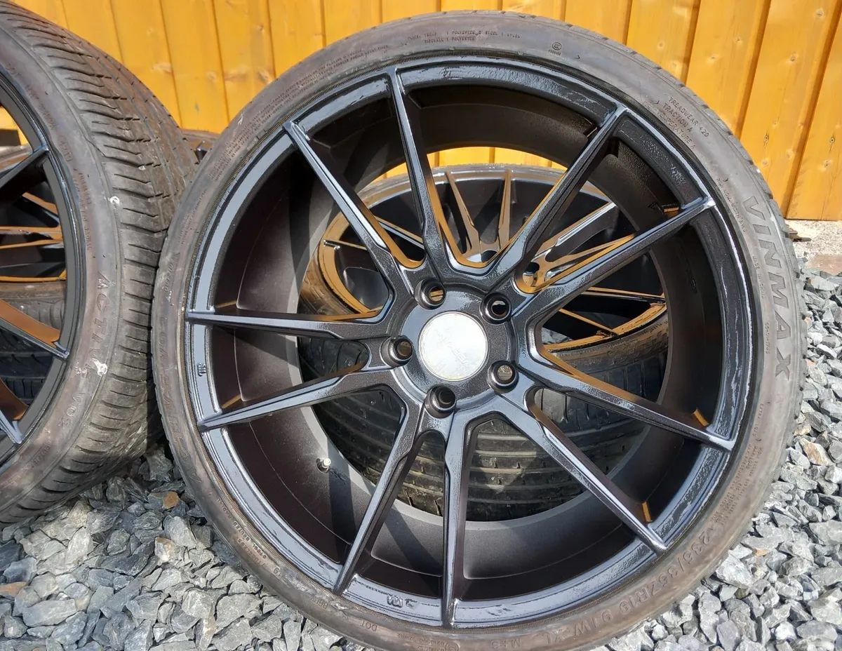 Veemann 19inch 5x112 Alloy Wheels (Wider Rears) - Image 3