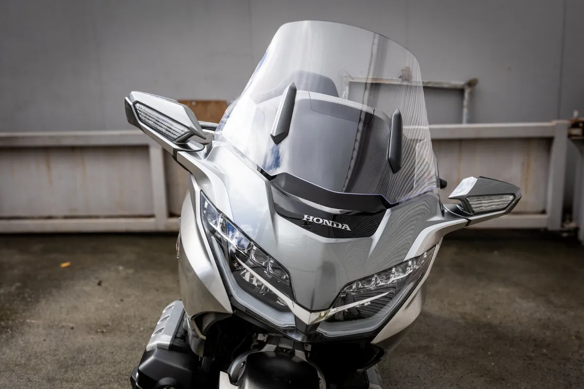 2023 Honda Goldwing Tour DCT - Image 4