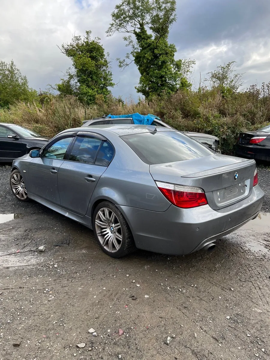Breaking bmw 520d e60 M sport a52/7 n47 5 series - Image 2