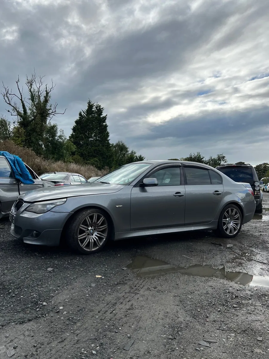 Breaking bmw 520d e60 M sport a52/7 n47 5 series - Image 1