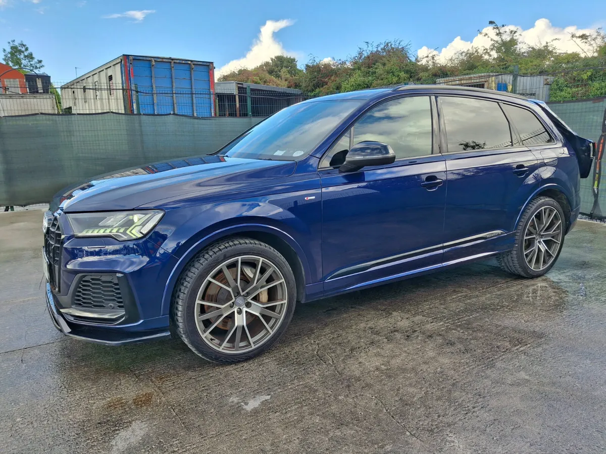 *202 Audi Q7 S-Line  3.0  Quattro 55E - Image 4