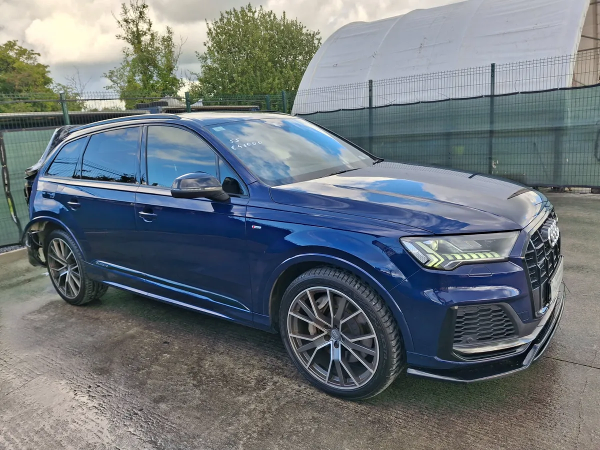 *202 Audi Q7 S-Line  3.0  Quattro 55E - Image 1
