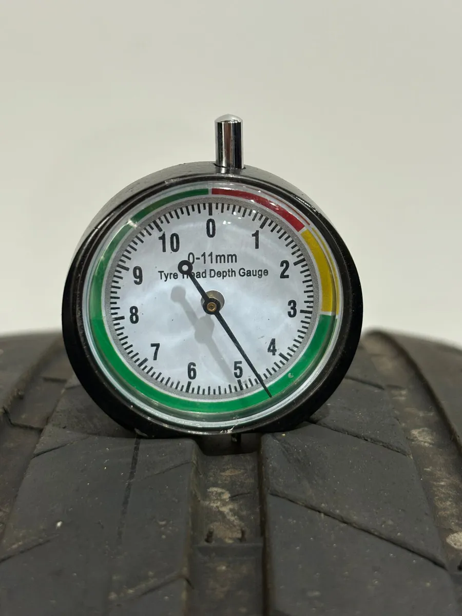 18" Genuine PORSCHE MACAN S Alloy Wheels & Tyres - Image 3