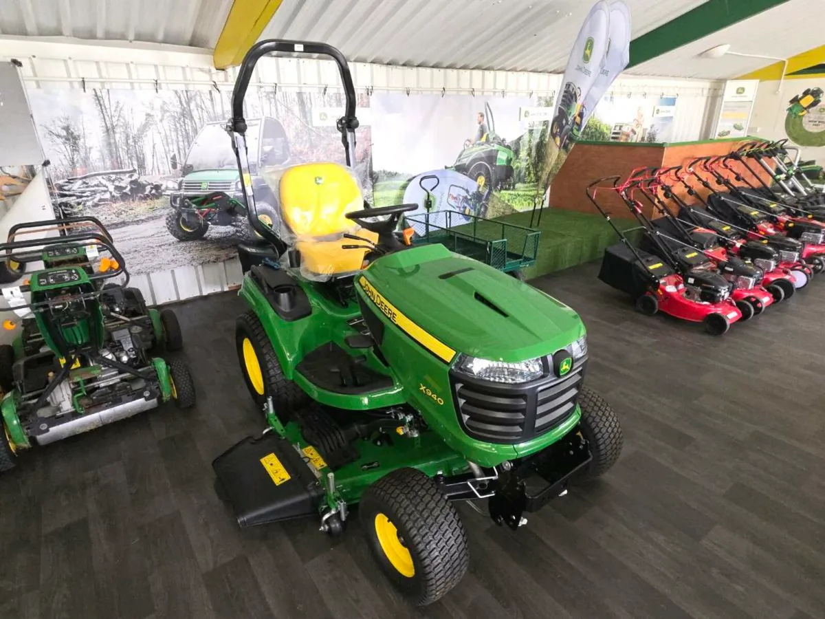 John Deere X940 - Image 2