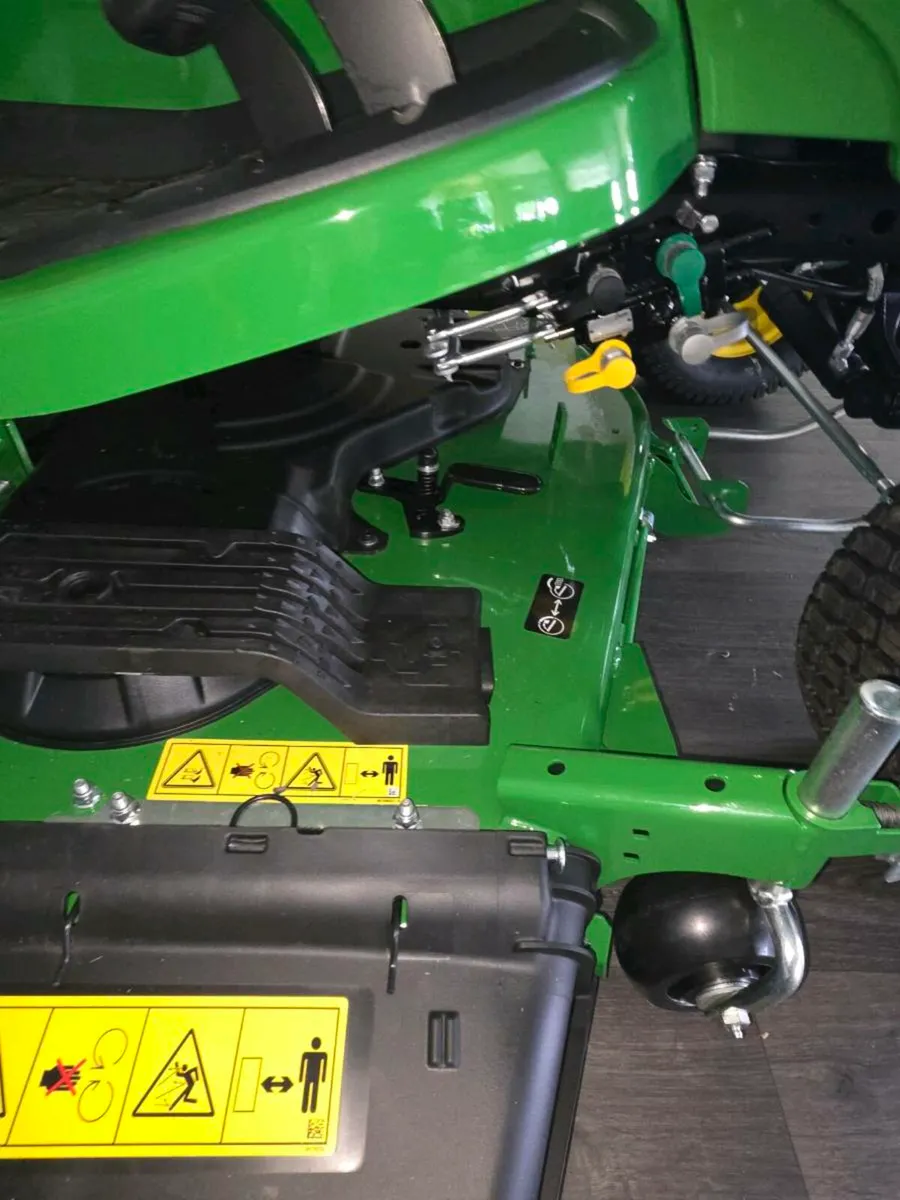 John Deere X940 - Image 4