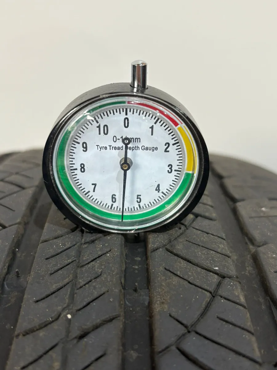 18" Genuine PORSCHE MACAN S Alloy Wheels & Tyres - Image 3