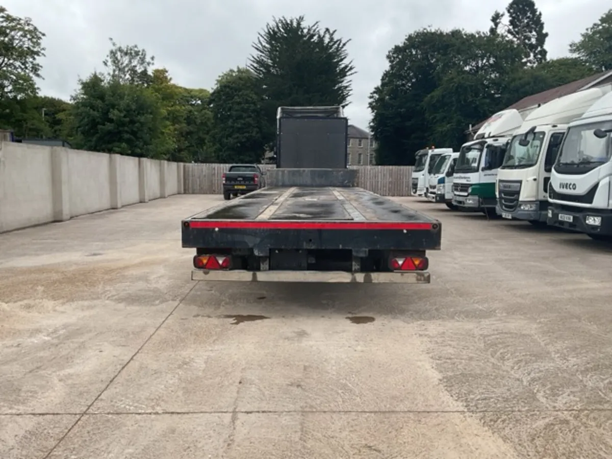 2017 Cartwright Tri Axle Stepframe Flatbed - Image 4