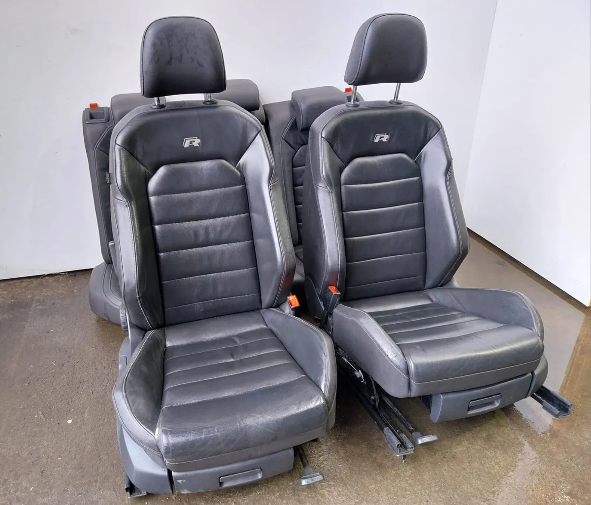 2016 VW Golf R-line Complete leather Interior - Image 1