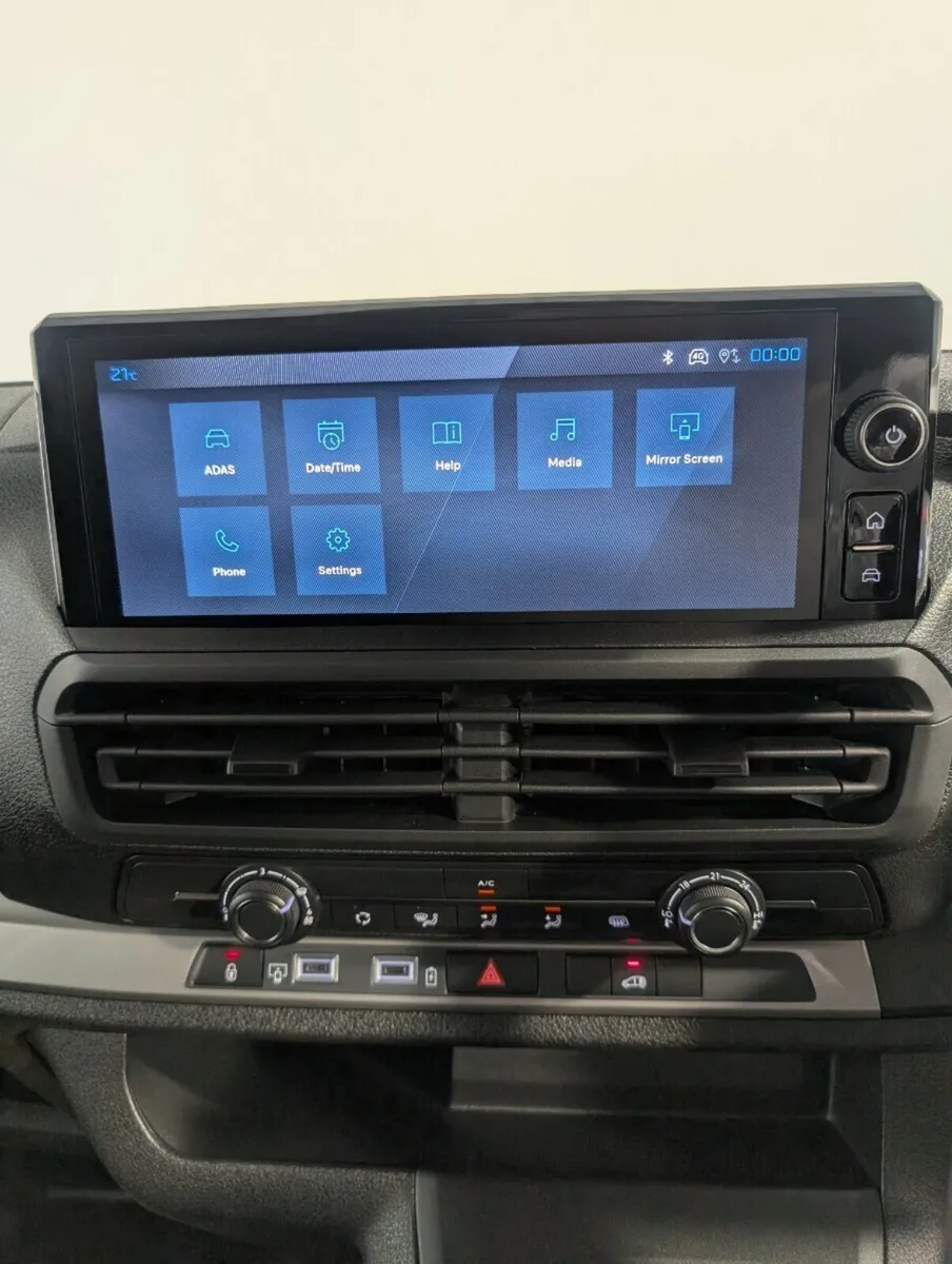 Peugeot Expert L2 Diesel Professional - Image 4