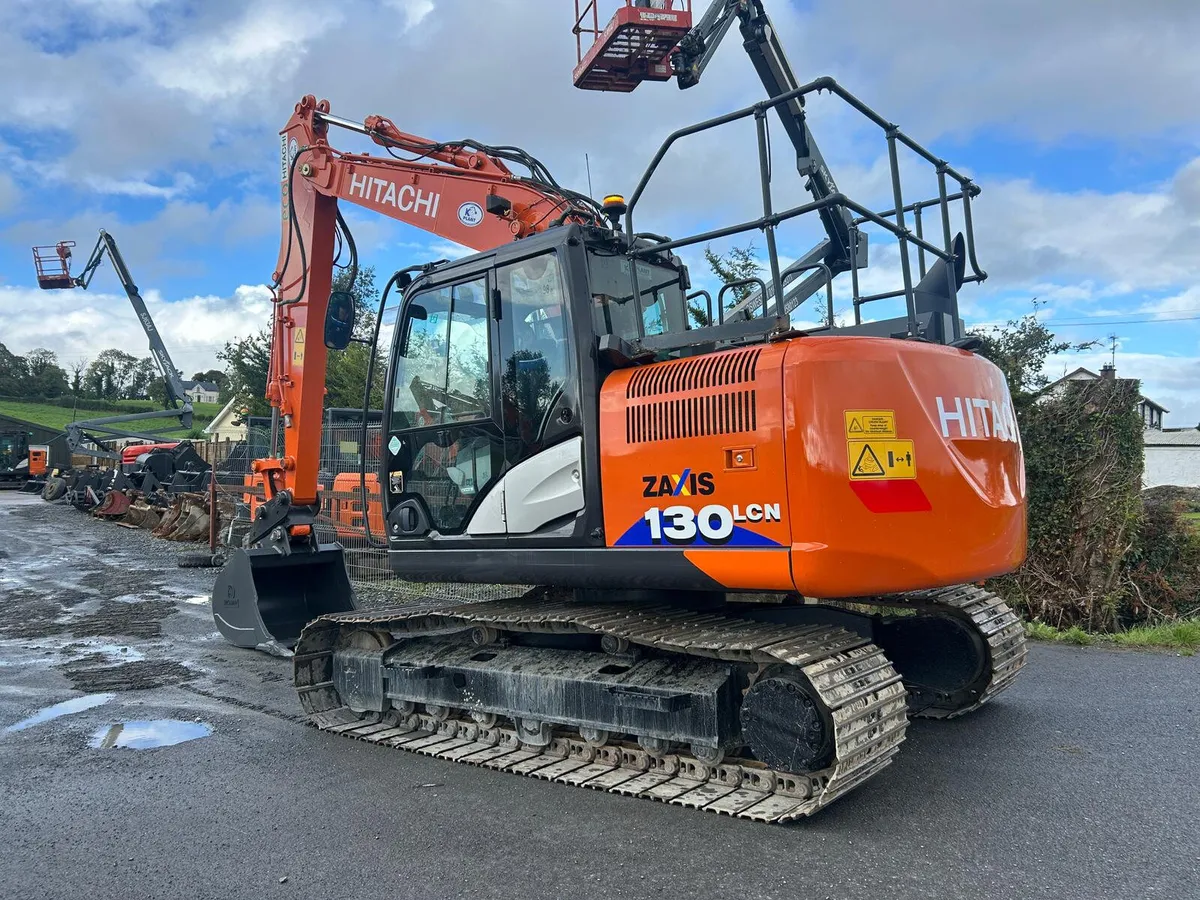 Hitachi ZX130LCN-6 Year 2020 - Image 2