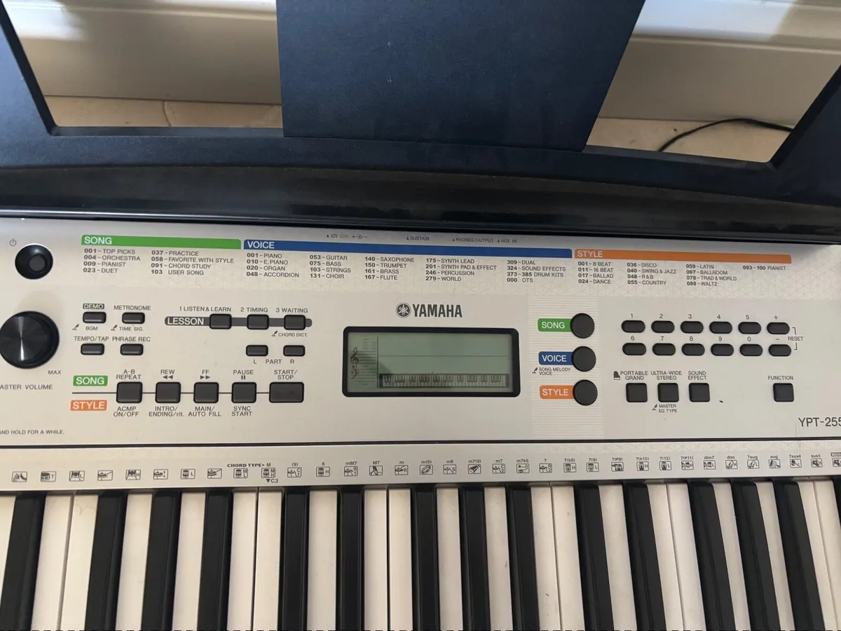 Yamaha Keyboard - Image 3