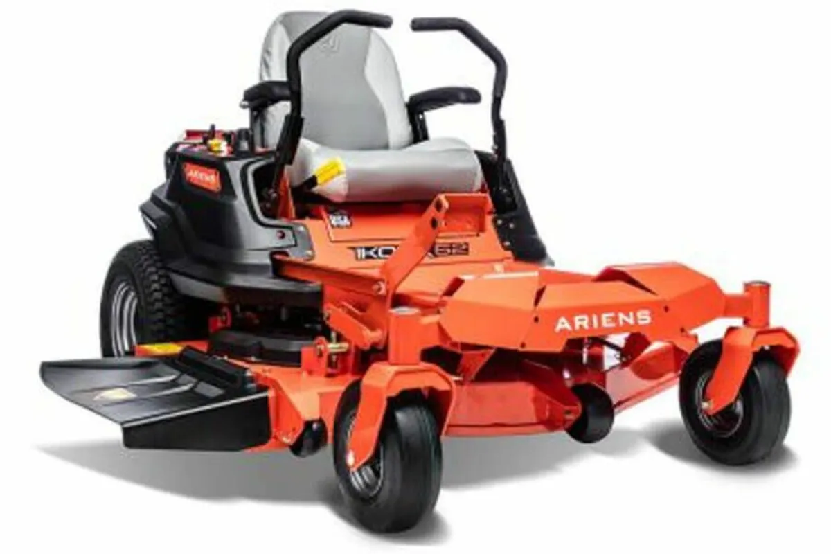 Ex Display - Ariens IKON-XD 42 - Kawasaki  V-TWIN - Image 1