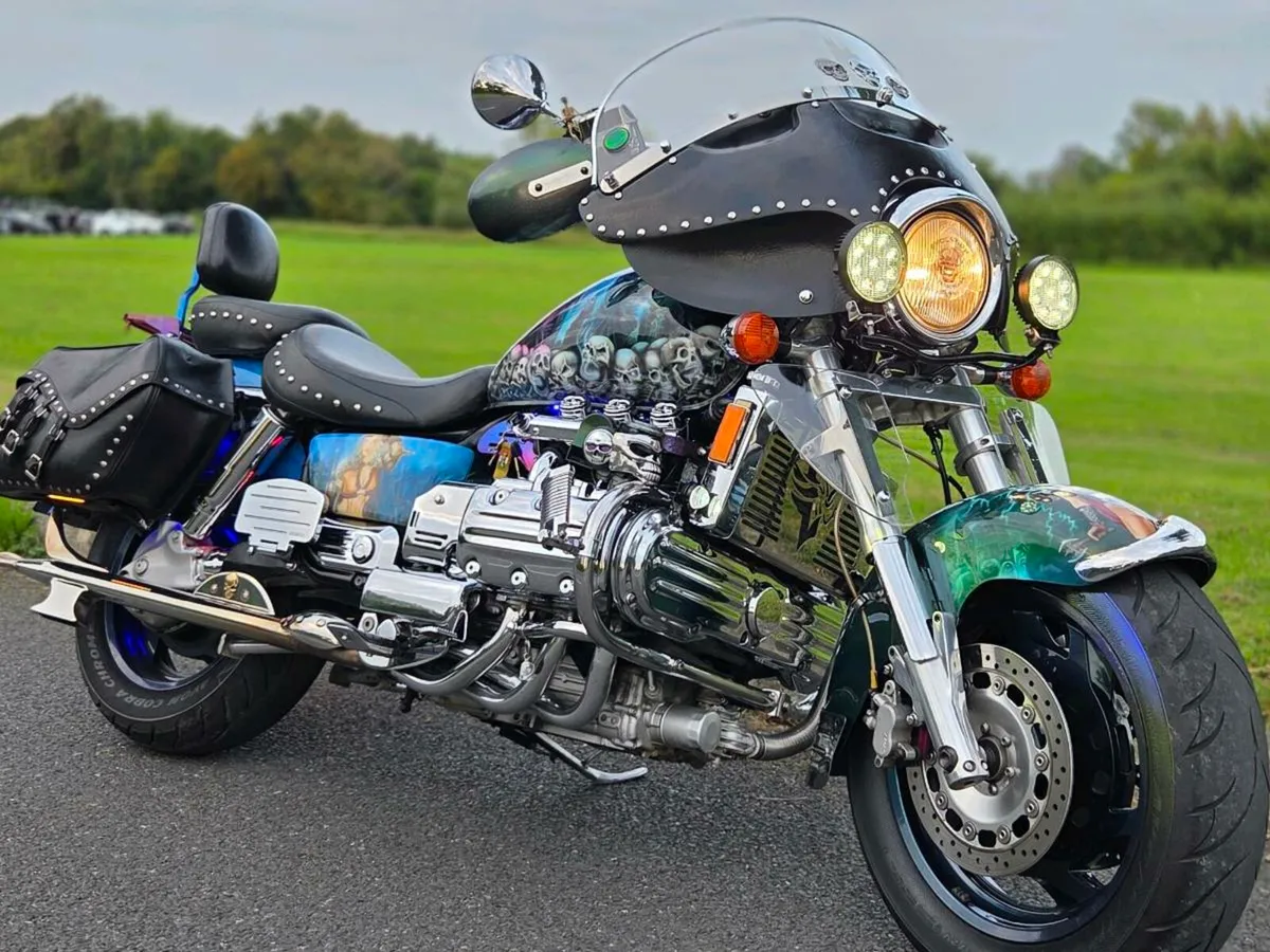 Honda Valkyrie 1500 F6C Custom - Image 1