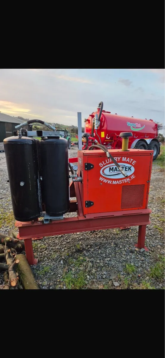 Air compressor - Image 1