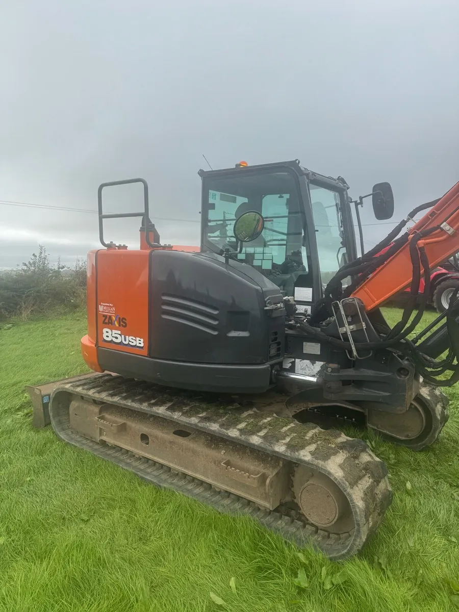 Hitachi Zaxis 85 USB - Image 1