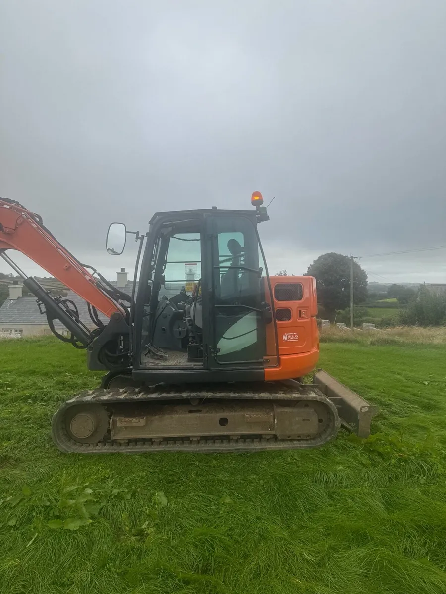 Hitachi Zaxis 85 USB - Image 3